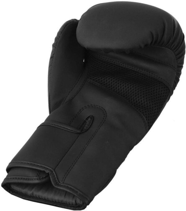 Unleashing Power: Pro Leather Boxing Gloves Review for Fighters - Image 3